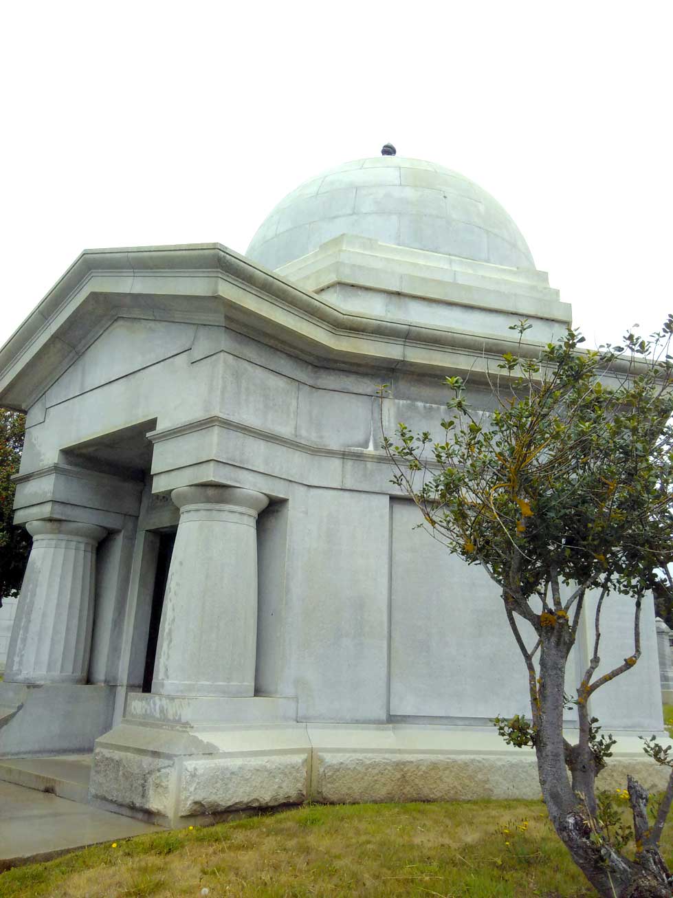Das Mausoleum von Levi Strauss