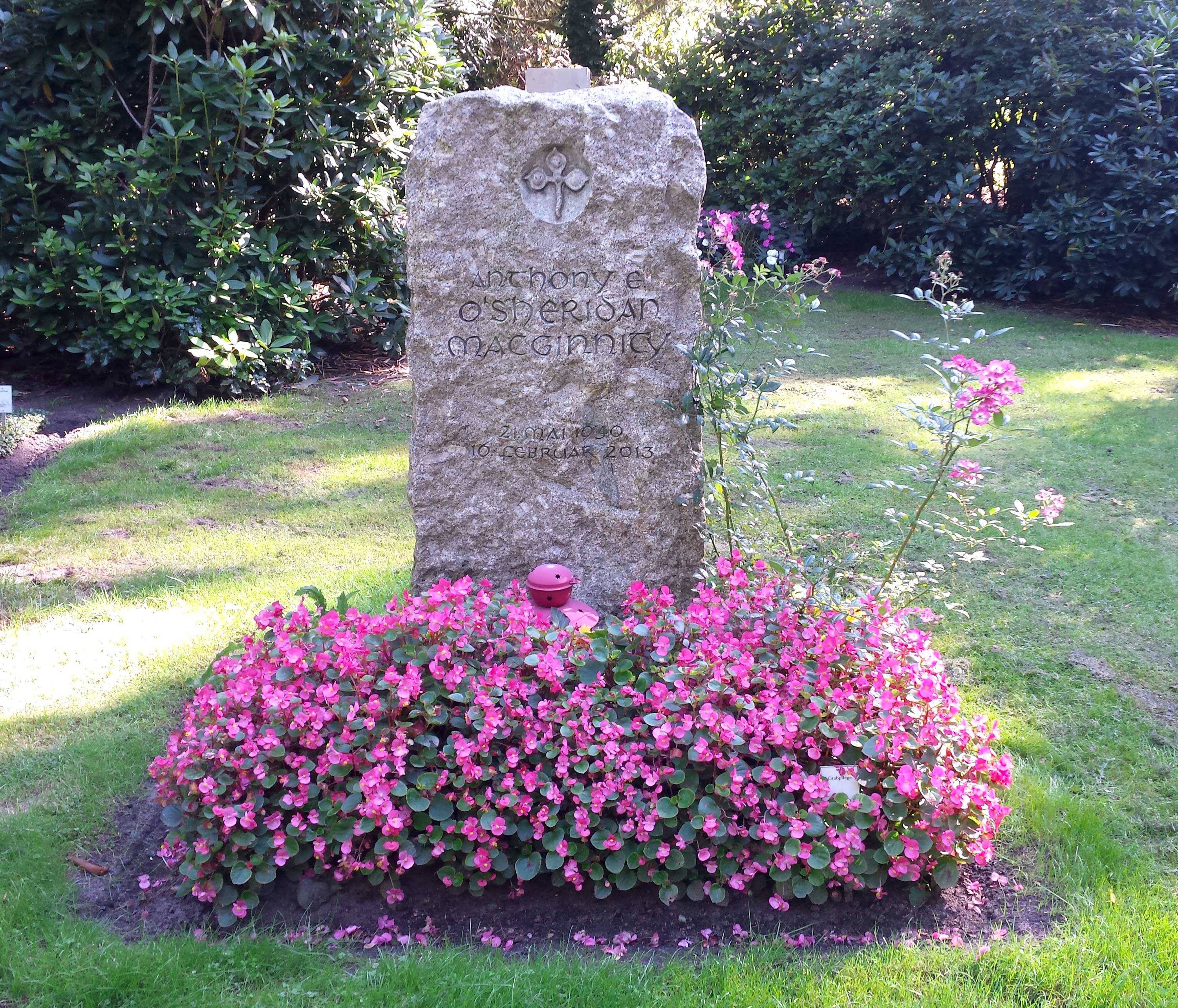 Das Grab von Tony Sheridan auf dem Ohlsdorfer Friedhof in Hamburg